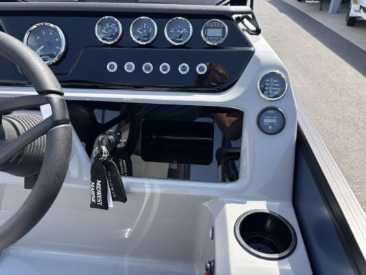2027 Viaggio V22U