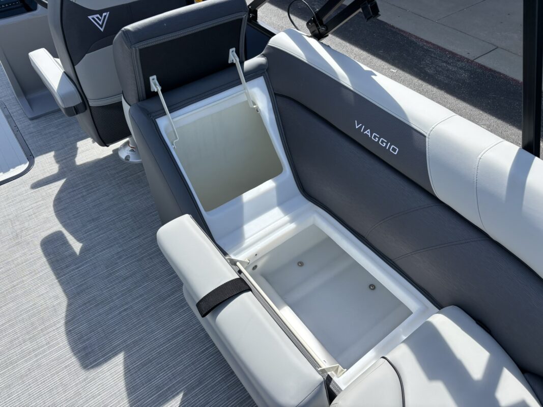 2027 Viaggio V22U