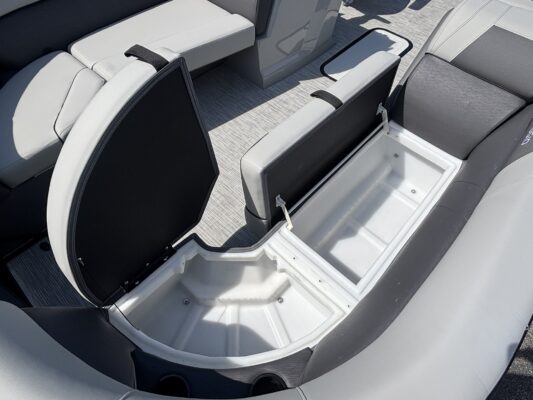 2027 Viaggio V22U