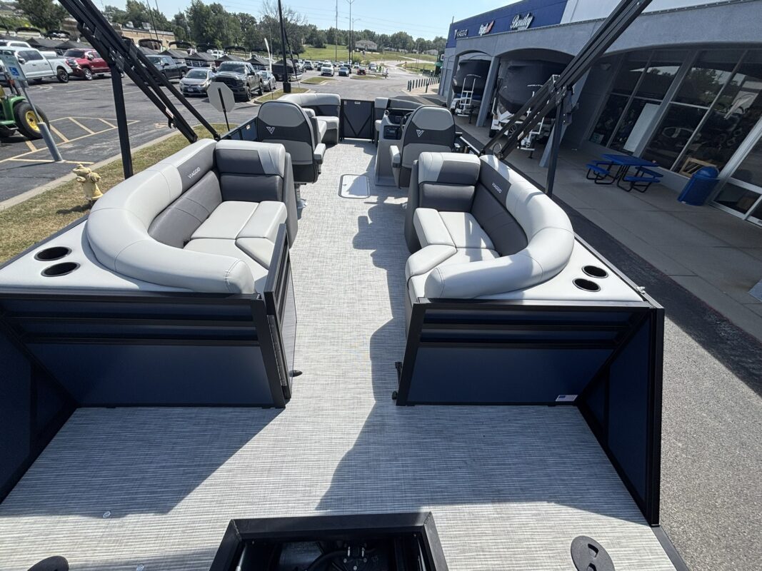 2027 Viaggio V22U