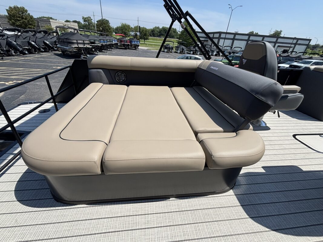 2027 Viaggio V22S