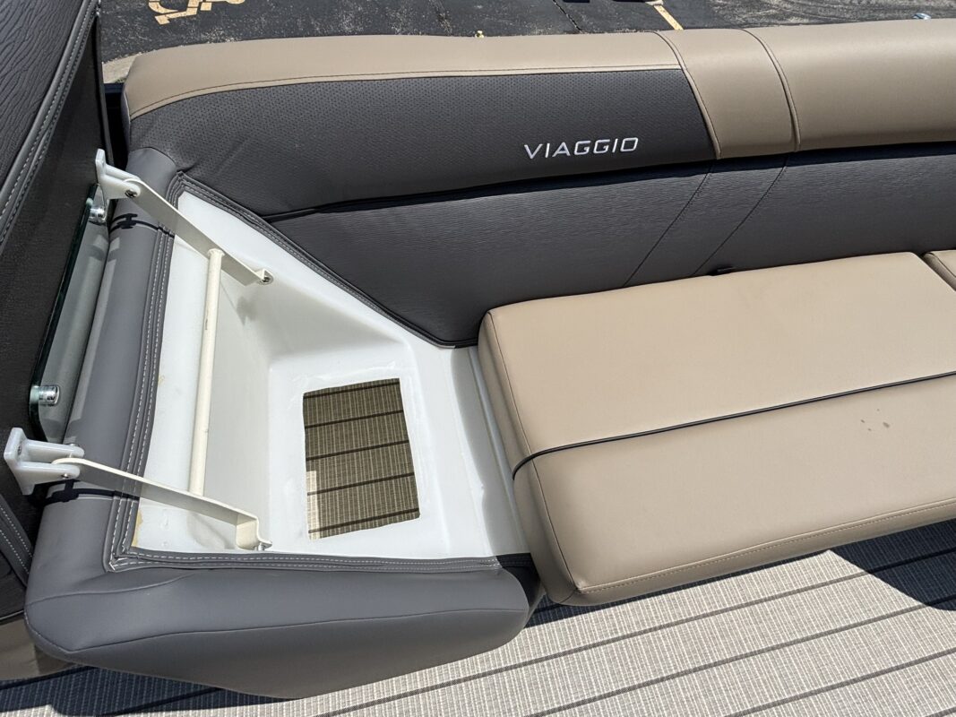 2027 Viaggio V22S