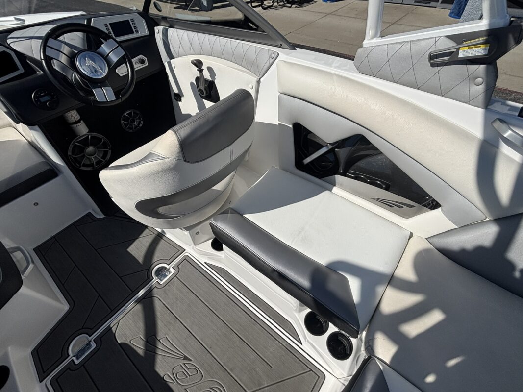 2017 Tige R21