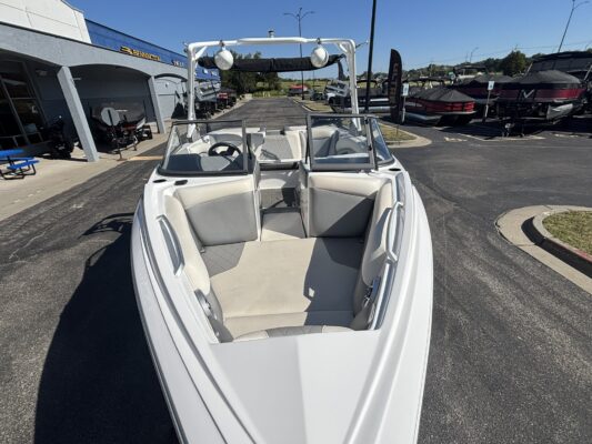 2017 Tige R21