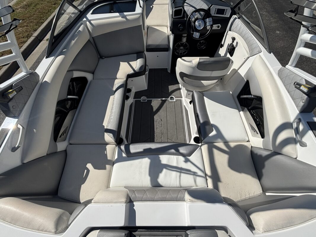 2017 Tige R21