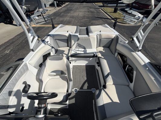 2017 Tige R21
