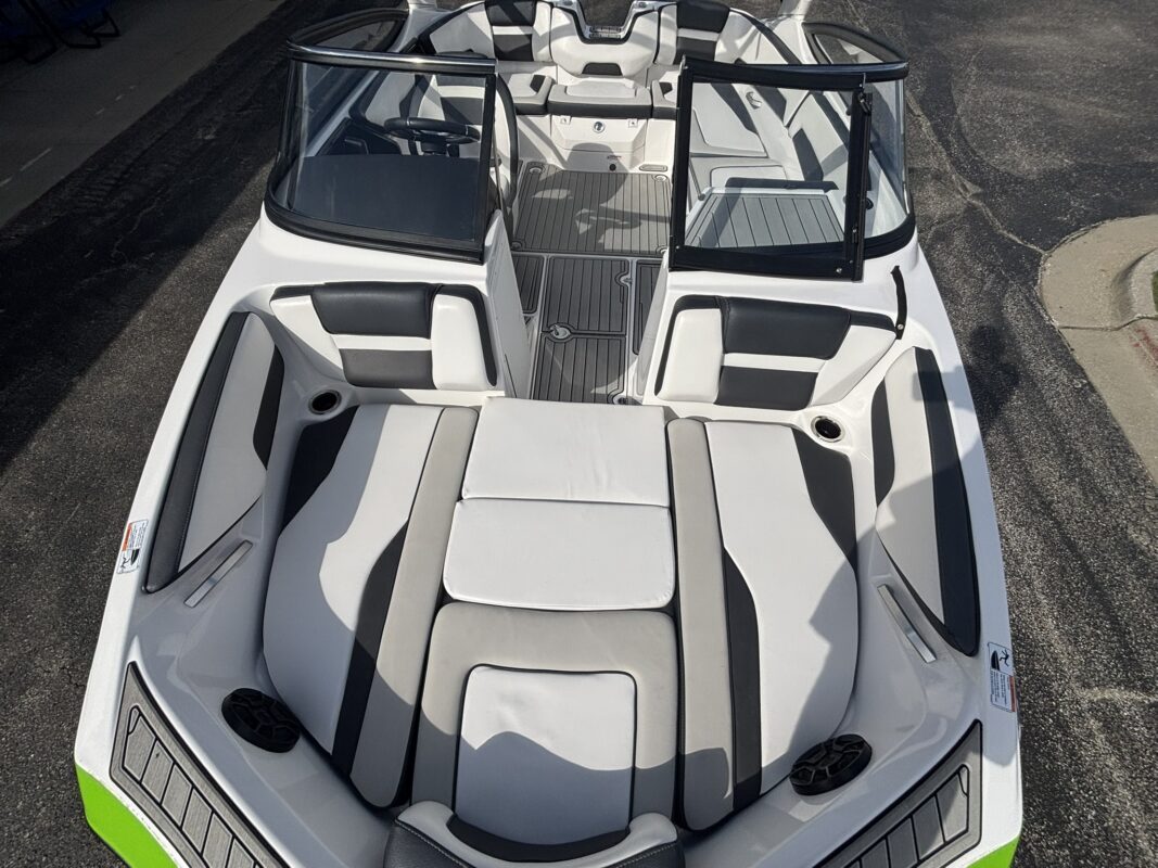 2022 Yamaha AR 195