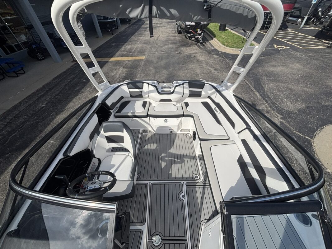 2022 Yamaha AR 195