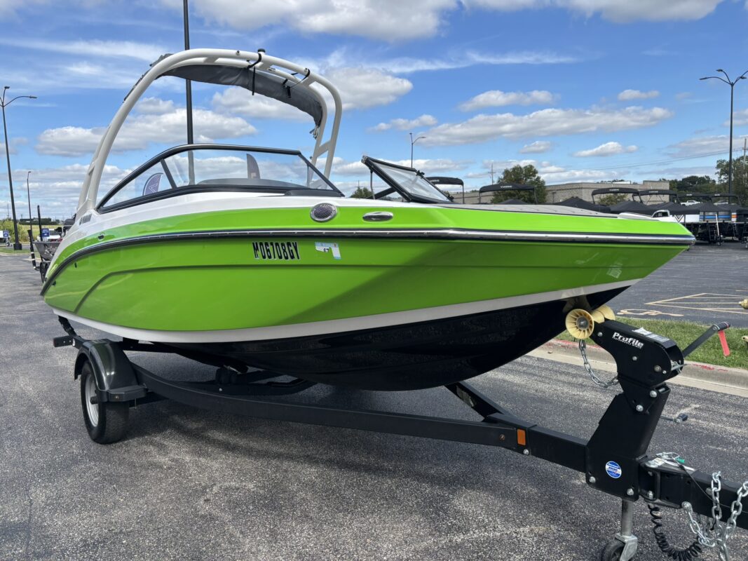 2022 Yamaha AR 195