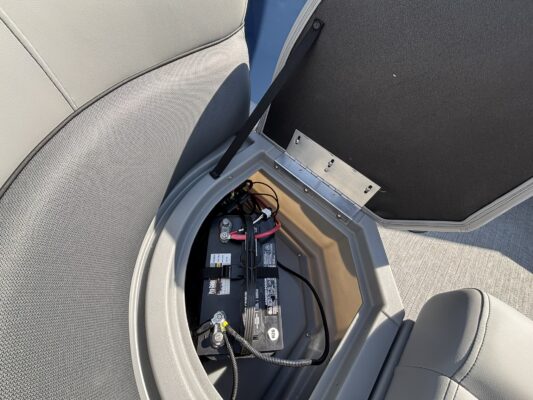 2027 Bentley 223 Legacy Navigator