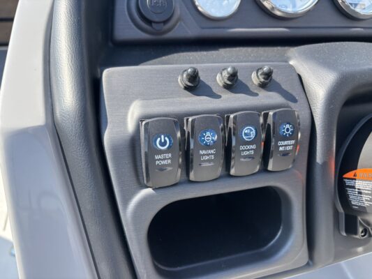 2027 Bentley 223 Legacy Navigator