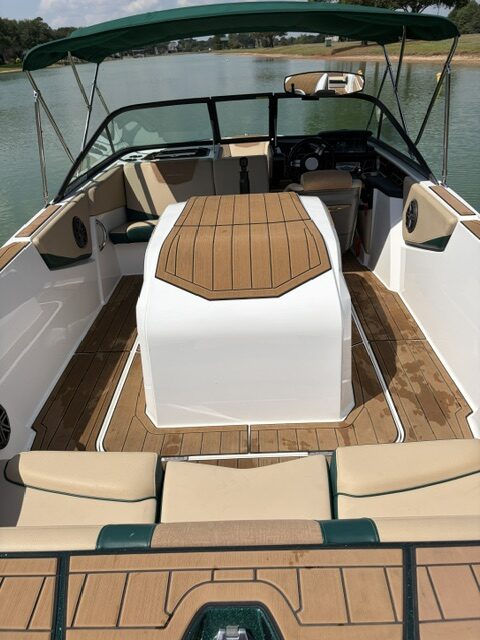 2022 Nautique Ski 200