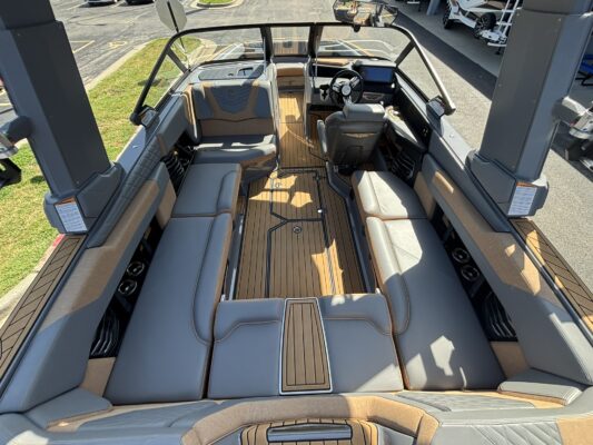 2023 Nautique G23