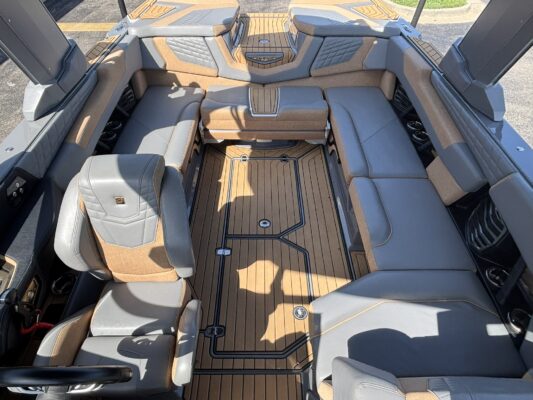 2023 Nautique G23