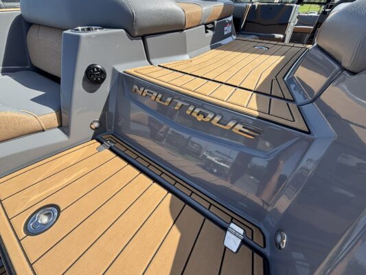 2023 Nautique G23