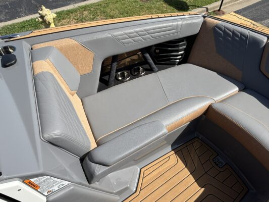 2023 Nautique G23