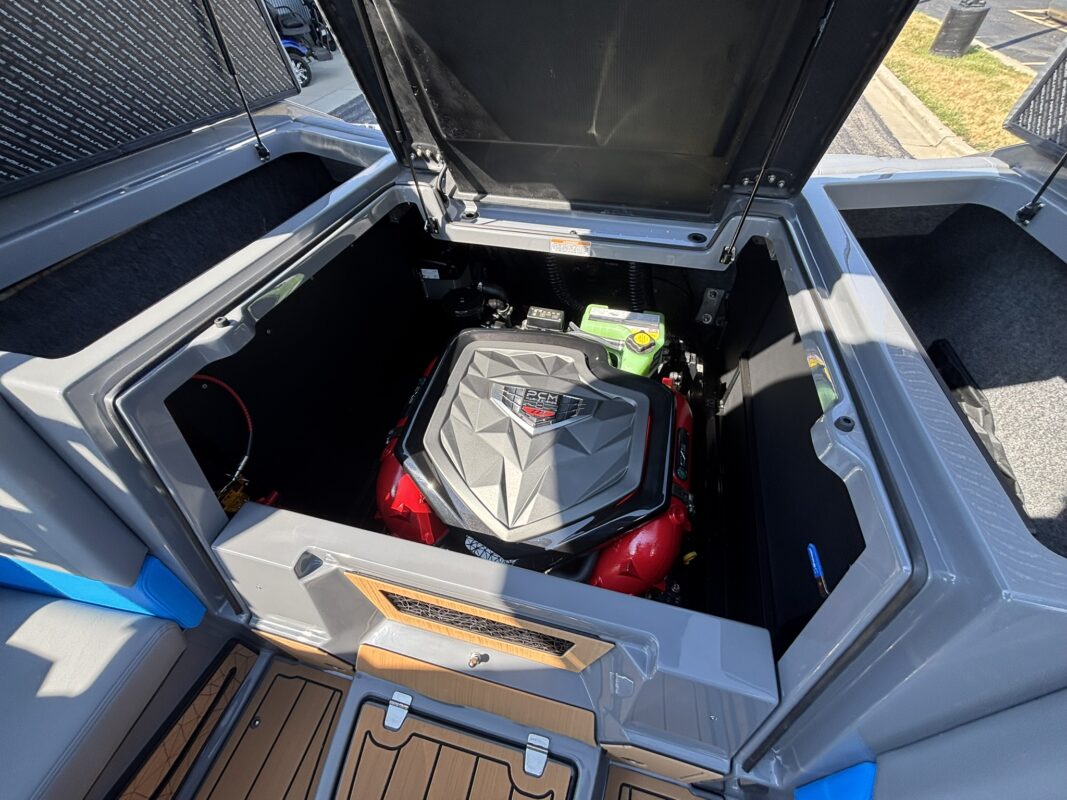 2027 Nautique Super Air Nautique G23