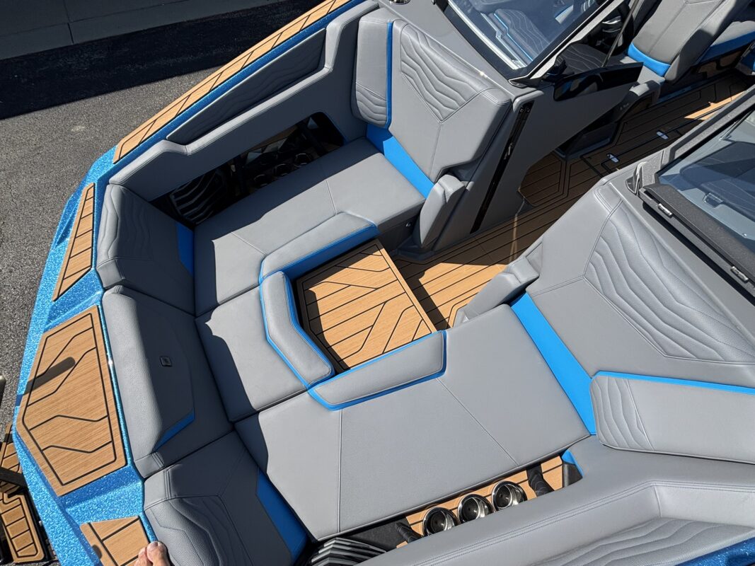 2027 Nautique Super Air Nautique G23