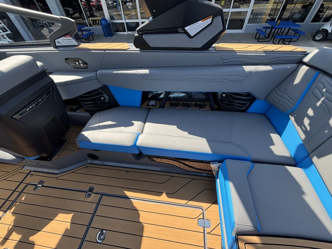 2027 Nautique Super Air Nautique G23