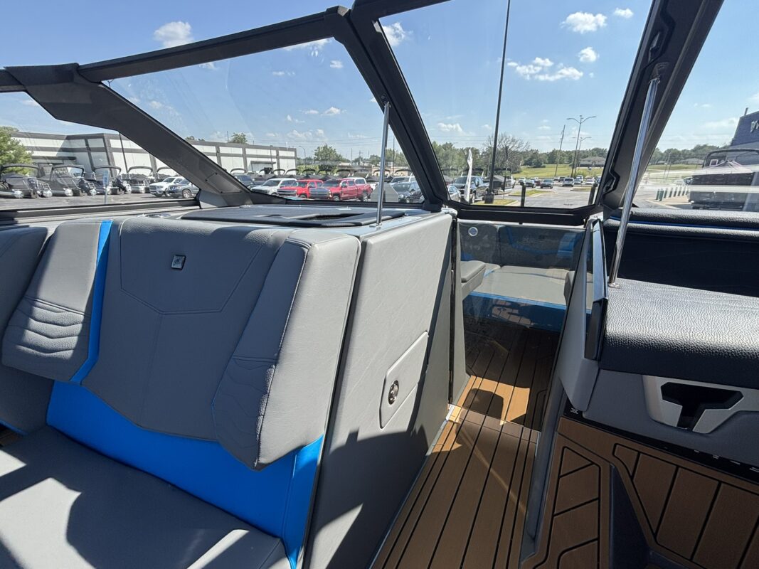 2027 Nautique Super Air Nautique G23