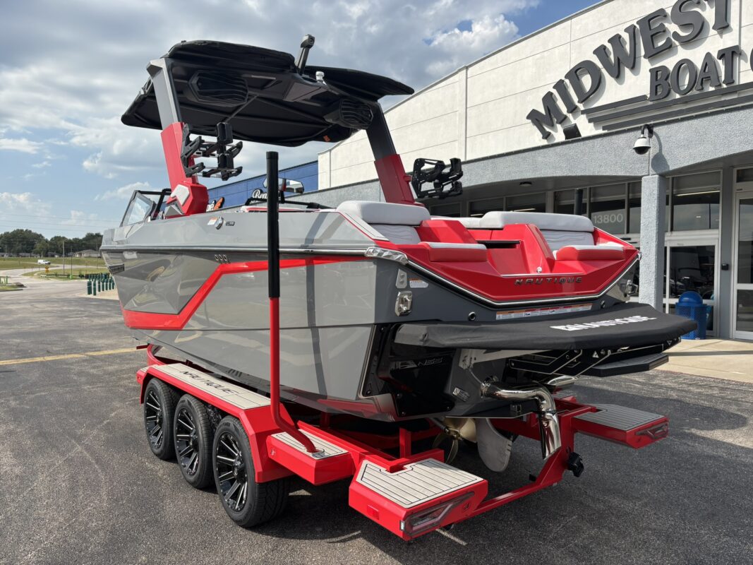 2027 Nautique Super Air Nautique G23