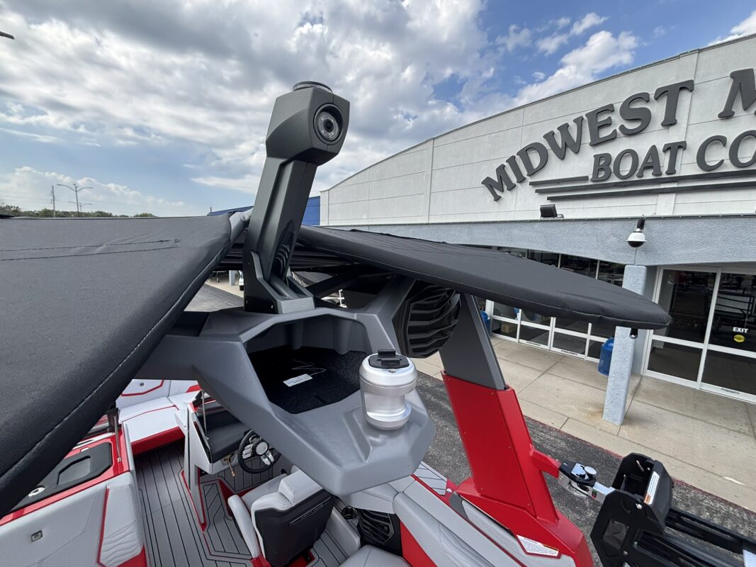 2027 Nautique Super Air Nautique G23