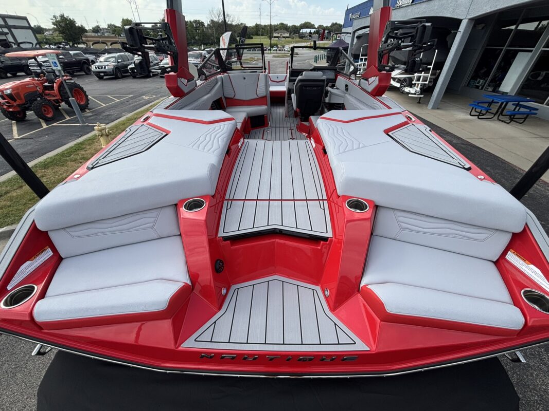 2027 Nautique Super Air Nautique G23