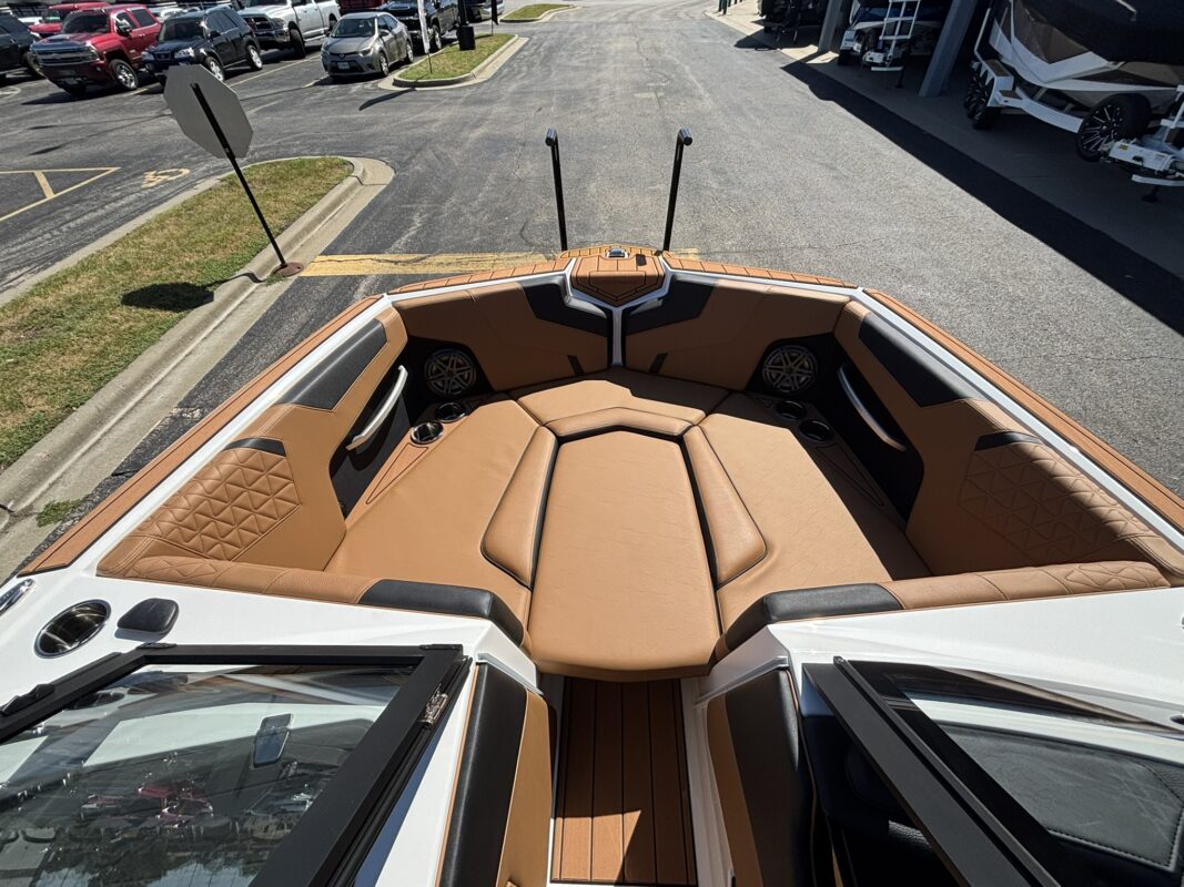 2027 Nautique GS 22 Super Air Nautique