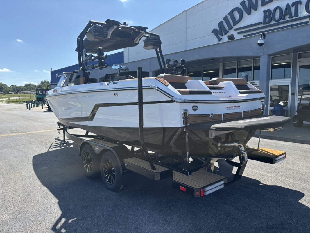 2027 Nautique GS 22 Super Air Nautique