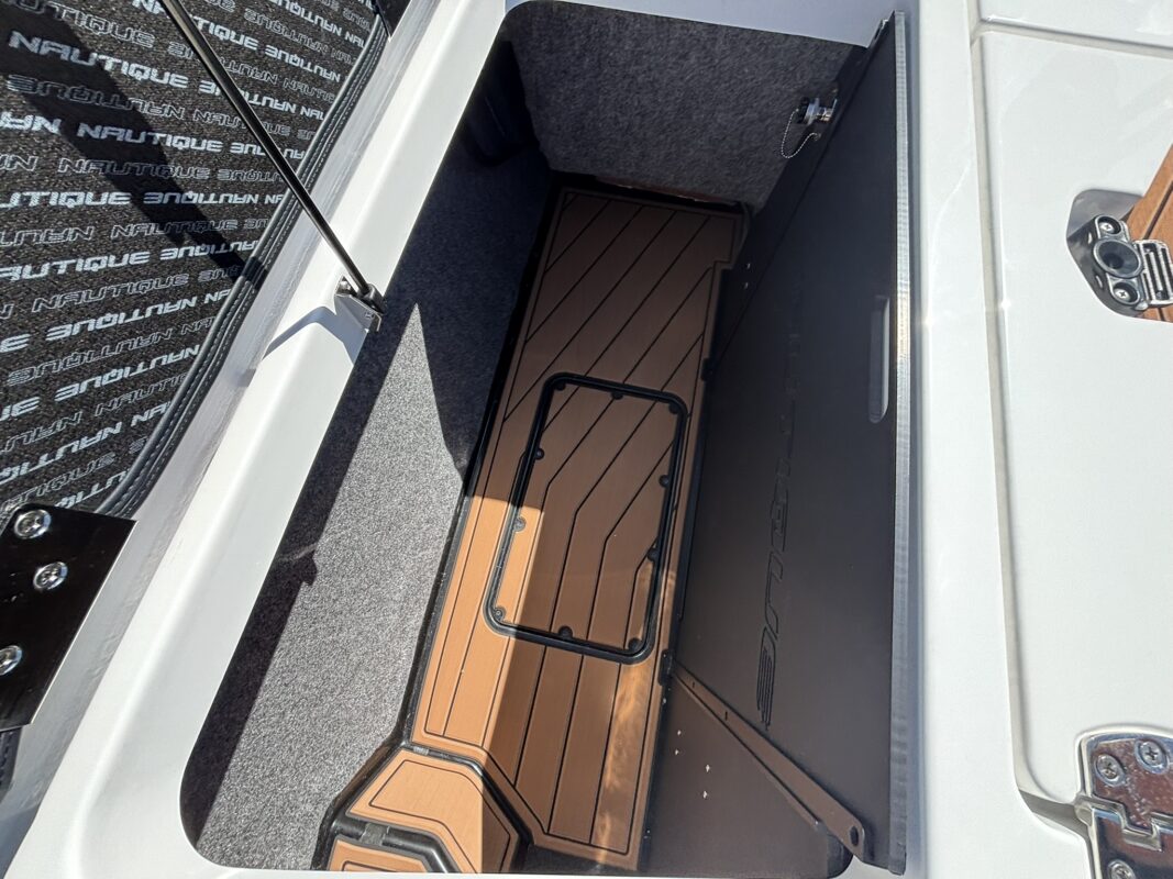 2027 Nautique GS 22 Super Air Nautique