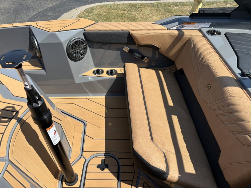 2027 Nautique Ski Nautique