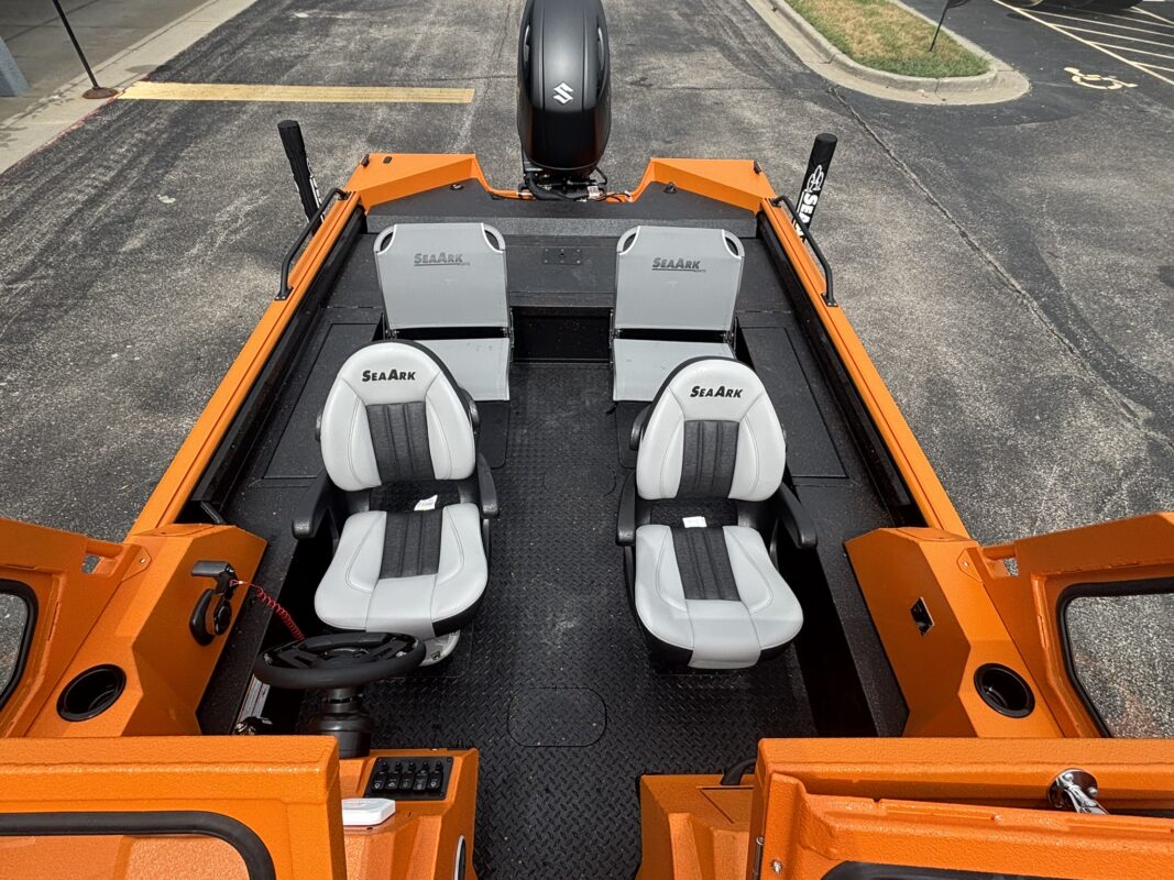 2027 SeaArk ProCat 200