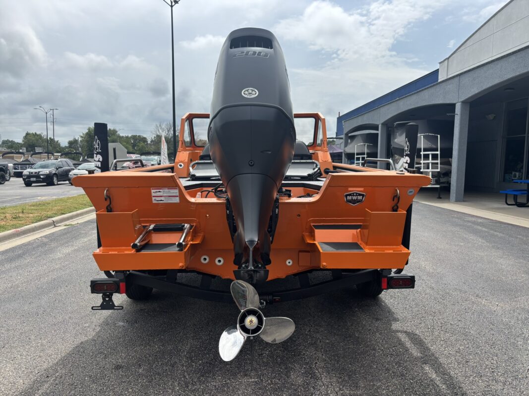 2027 SeaArk ProCat 200
