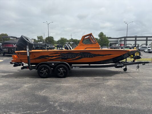 2027 SeaArk ProCat 200