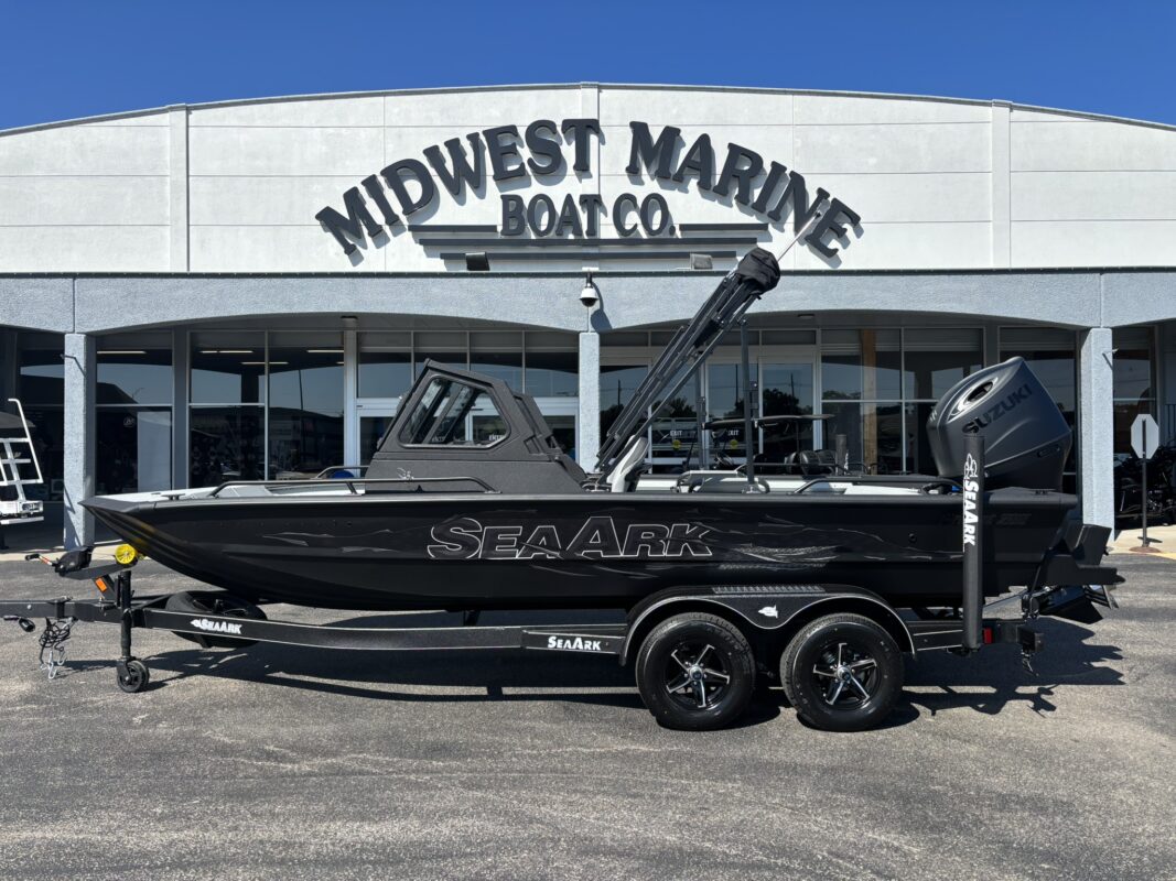 2027 SeaArk ProCat 200