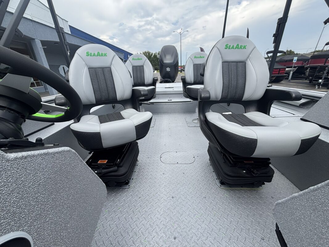2027 SeaArk ProCat 240
