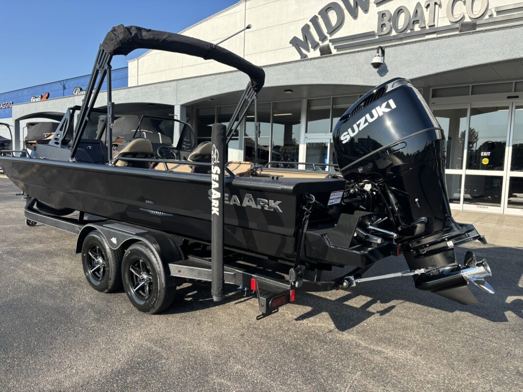 2027 SeaArk Protege 240