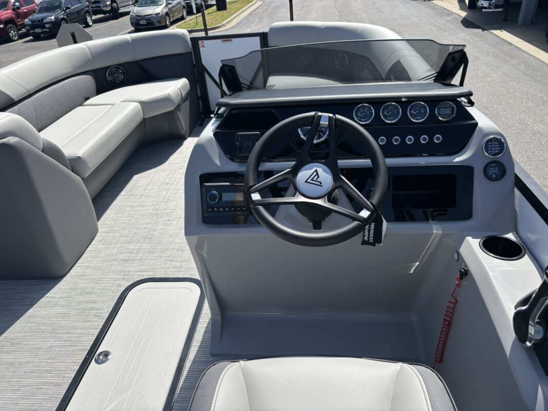 2027 Viaggio V22U