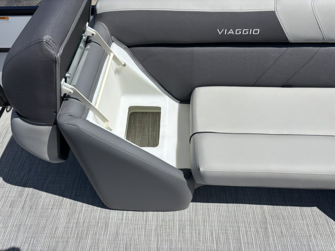 2027 Viaggio V22U