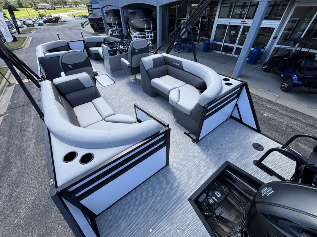 2027 Viaggio V22U