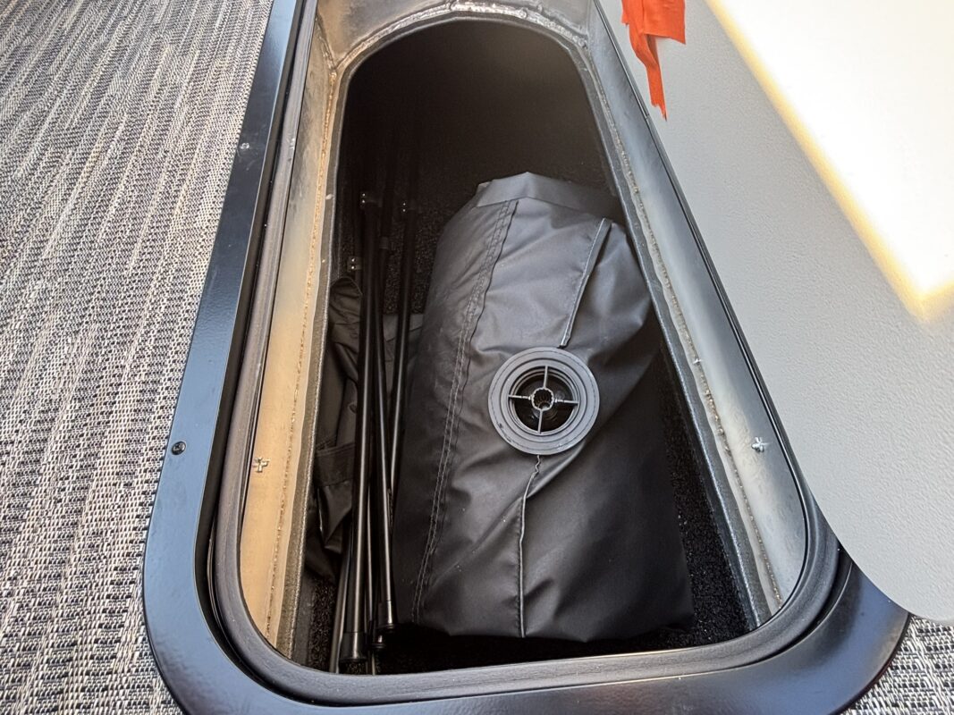 2027 Viaggio X22U