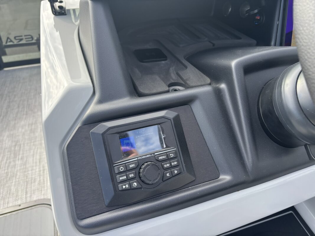 2027 Alera M23QV