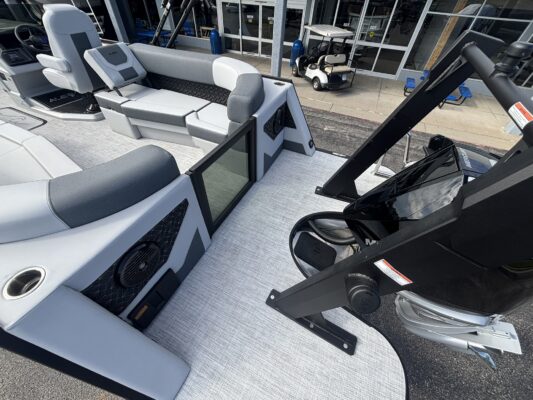 2027 Alera M23QV