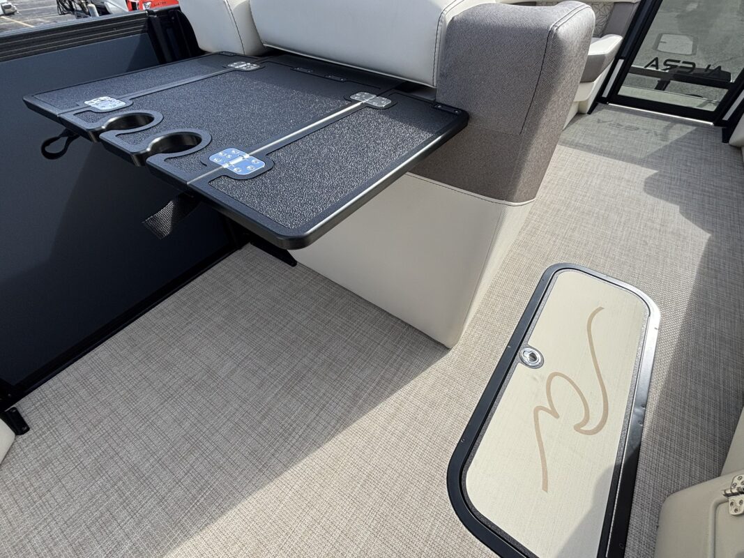 2027 Alera M25LA