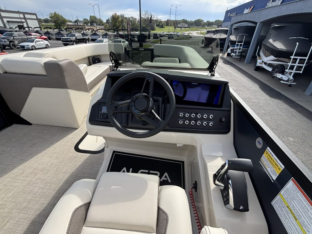 2027 Alera M25LA
