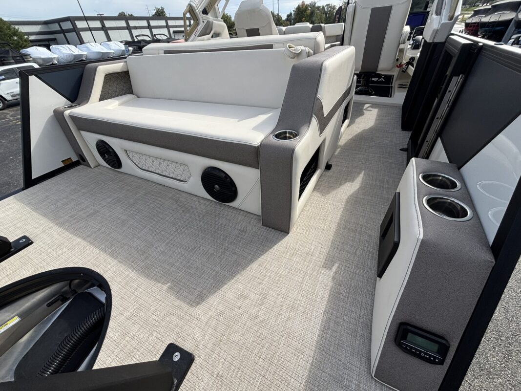 2027 Alera M25LA