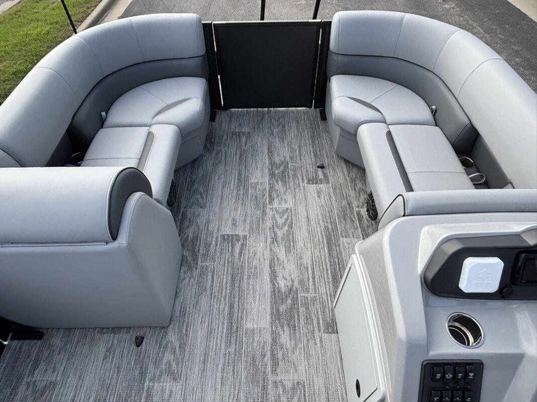 2027 Bentley 223 Bolt