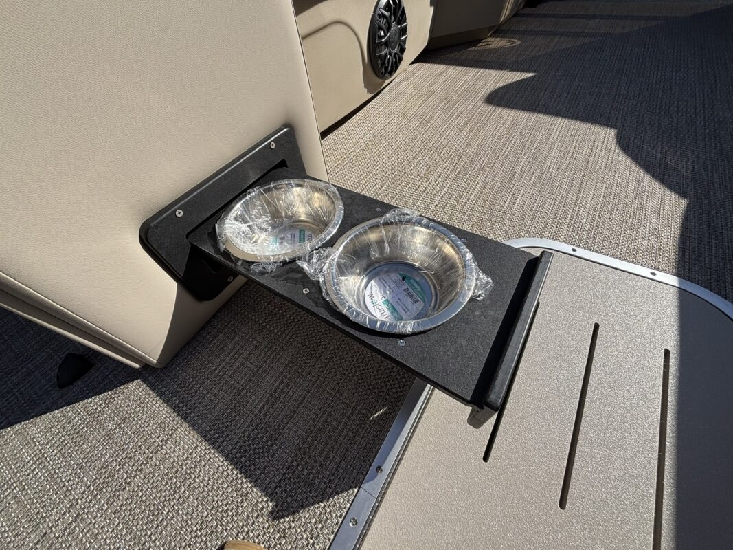 2027 Bentley 223 Legacy Navigator