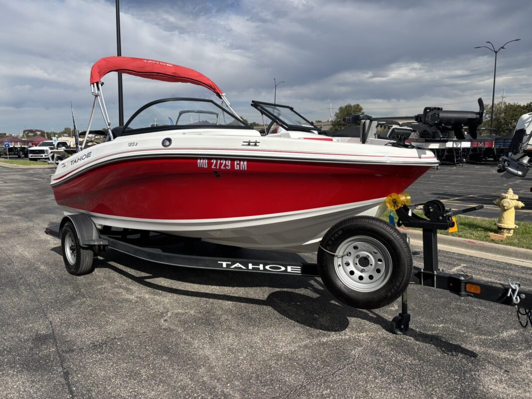 2022 Tracker Tahoe 185S
