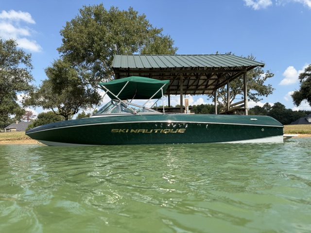 2022 Nautique Ski 200